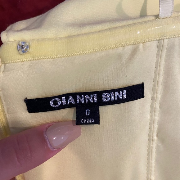 Yellow cocktail dress - Picture 2 of 4